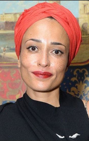 зэди смит "северо-запад". зэди смит фото. зэди смит "о красоте". зэди. смит зэди "белые зубы".