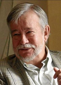 escritor José María Guelbenzu