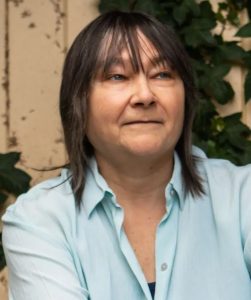 Buku Ali Smith